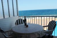 Mallorca Cala Ratjada Apartamento Vista al Mar mit Pool und herrlichem Meerblick in 1. Linie am Meer und der Uferpromenade für 4 Pers. Balkon