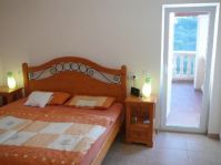 Mallorca Cala Mandia Ferienwohnung F516 mit Pool und Meerblick, nur 180 m zum Strand, in ruhiger Anlage, für bis zu 4 oder 6 Personen zweites Schlafzimmer