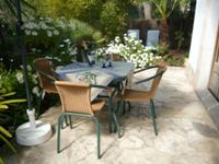 Mallorca Cala Ratjada Ferienwohnung R143, ruhig gelegen, nur 5 Fußminuten zum Son Moll Strand, für 2-3 Pers. Terrasse
