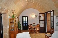 Finca Cas Concos mit Pool, Tennisplatz und Mühlenturm in ruhiger Lage inmitten unberührter Landschaft für bis zu 6 Personen Essbereich