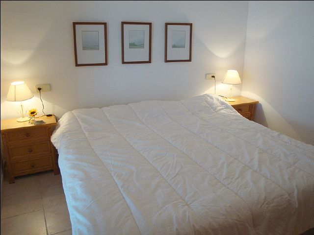 Mallorca Cala Ratjada Ferienwohnung F001 mit Pool und herrlichem Meerblick in ruhiger Anlage genau über der Taucherbucht Sa Cova für 2-3 Pers. Schlafzimmer