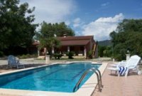 Mallorca Inca Finca Es Pinaret Ref. 0184 mit gepflegtem Chalet mit Pool auf 3.500 qm Grundstück mit gepflegtem Garten mit Teich für 6 Personen Haus mit Pool