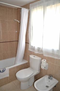 Mallorca Santa Margarita Can Picafort Ferien-Finca F821 mit Pool in ruhiger Lage mit schönem grünen Rundumblick für 6 Pers. Badezimmer