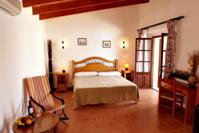 Mallorca Calonge Cala d'Or Finca-Hotel Sa Tanca des Garbello mit Pool, in ruhiger Lage inmitten unberührter Landschaft gelegen - mit 6 Apartments für 2 Pers., Zusatzbett möglich - incl. Frühstück, Mittagessen auch möglich Zimmer