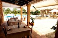 Mallorca Calonge Cala d'Or Finca-Hotel Sa Tanca des Garbello mit Pool, in ruhiger Lage inmitten unberührter Landschaft gelegen - mit 6 Apartments für 2 Pers., Zusatzbett möglich - incl. Frühstück, Mittagessen auch möglich Aussicht auf den Pool