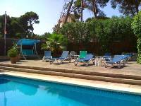 Mallorca Palma de Mallorca Villa Playa de Palma - Großes privates Ferienhaus 350 qm groß, mit Pool, nur 200 m vom Strand Playa de Palma entfernt, für bis zu 14 Pers. Poolbereich