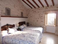 Mallorca Santanyi Ferienhaus Casa La Pedra mit Pool und Apartment im Garten, nur 3 km zum Strand, abseits vom Massentourismus, für 10-12 Pers. andere Ansicht Doppelschlafzimmer